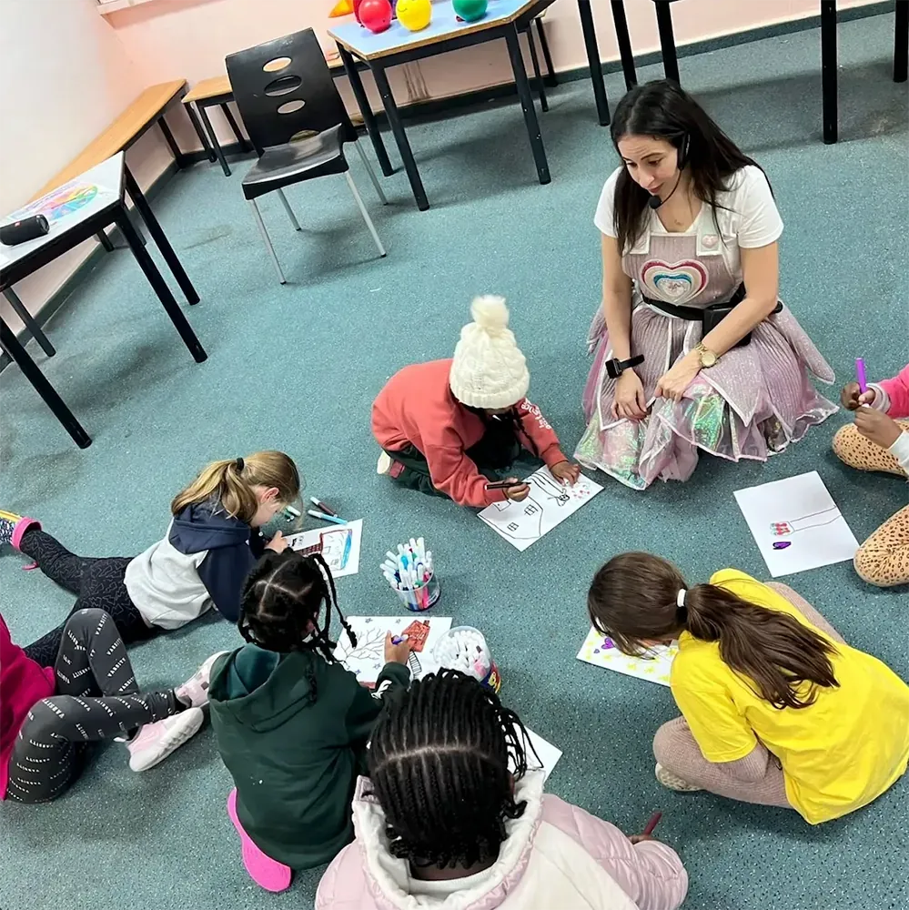 סדנאות תיאטרון בובות - חן פיית הרגשות