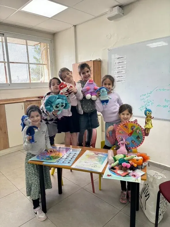 סדנאות תיאטרון בובות - חן פיית הרגשות